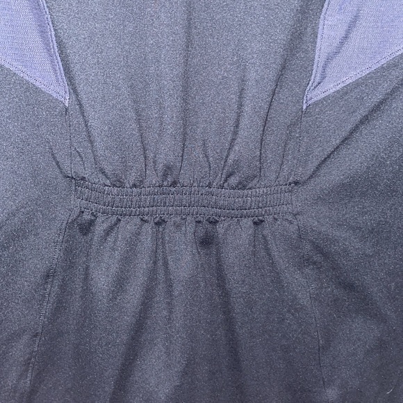 Under Armour Black Form Sculpting Jacket - Picture 3 of 5